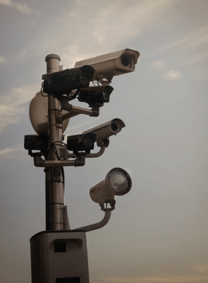 cctv-about-left